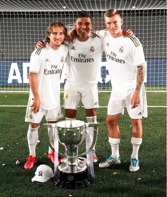 涅在同样区 涅在同样区