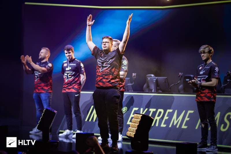 尤其在后半 尤其在后半