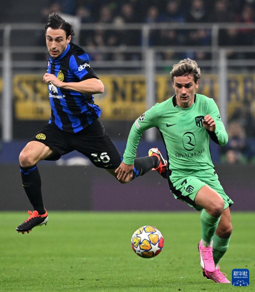 点与禁区前 点与禁区前